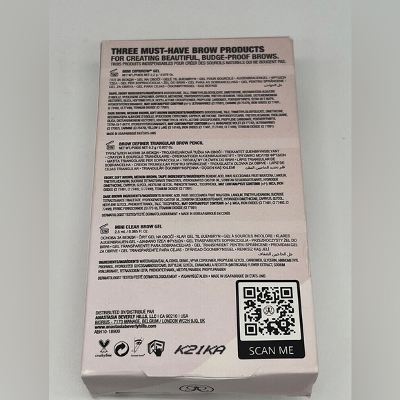 Anastasia Beverly Hills Brow Studio Kit in Medium Brown - Picture 9 of 12